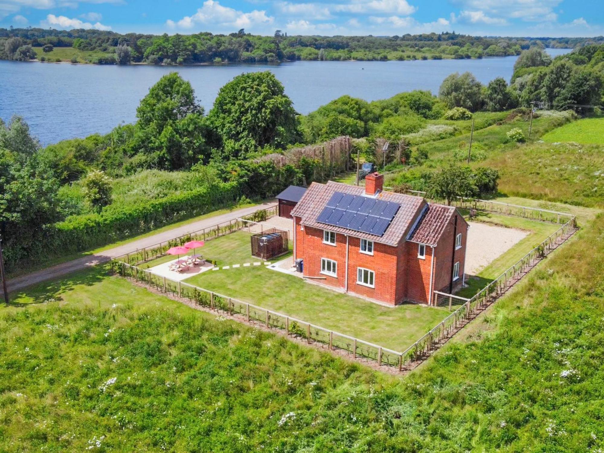 Old Alton Hall Farmhouse Tattingstone Eksteriør billede
